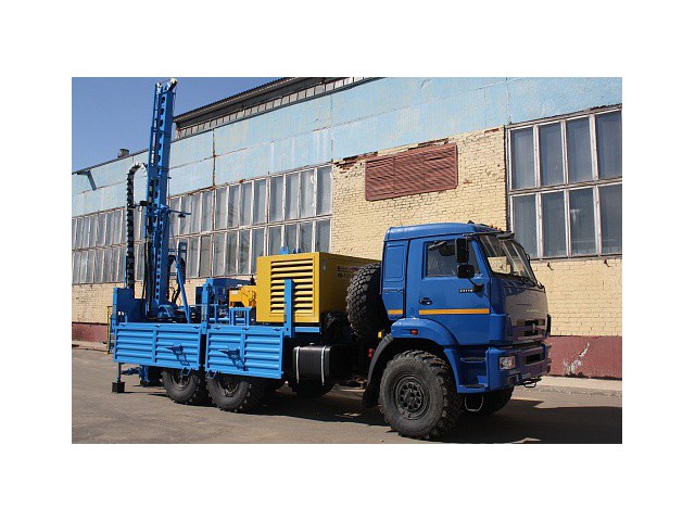 Самоходная буровая установка УГБ на шасси КАМАЗ-43118