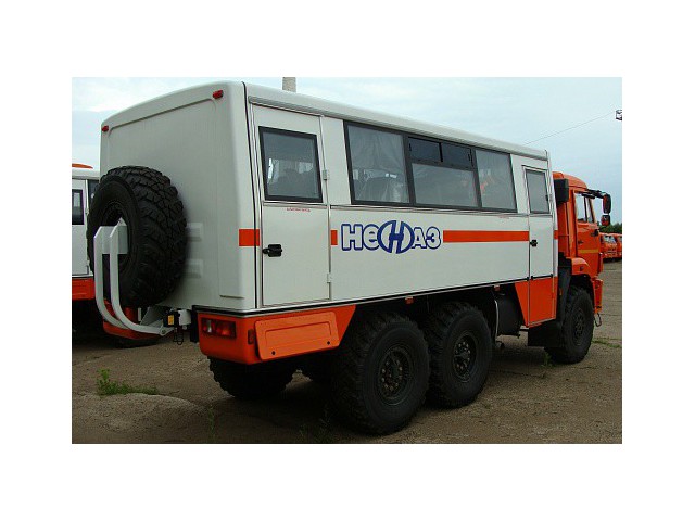 Вахтовый автобус НЕФАЗ-4208-24 Вахтовый автобус НЕФАЗ-4208-24