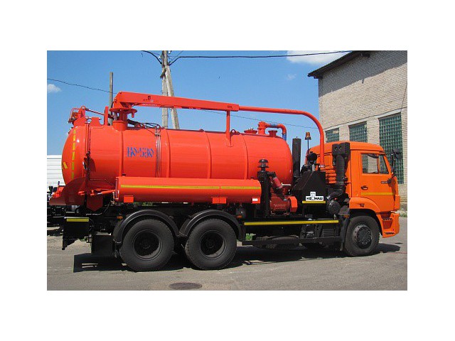 Машина илососная КО-530-01