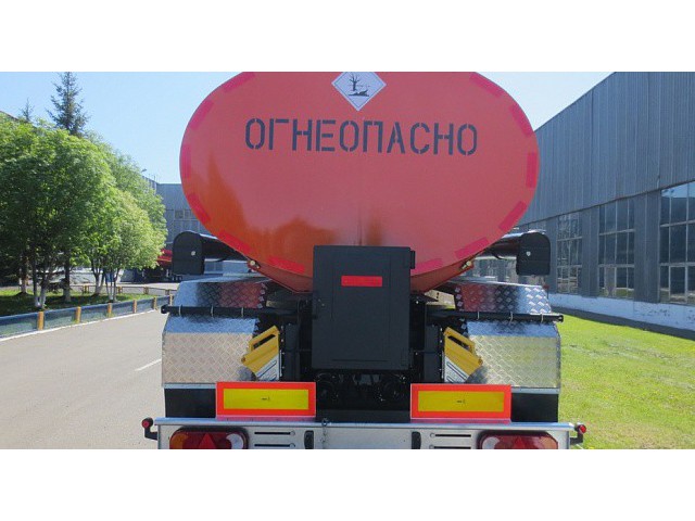 НЕФАЗ – 96744