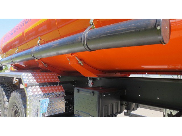 НЕФАЗ – 96744