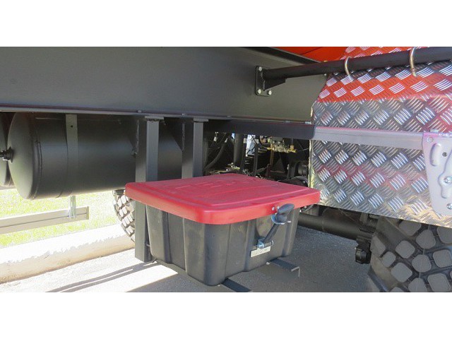 НЕФАЗ – 96744