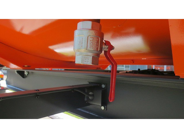 НЕФАЗ – 96744