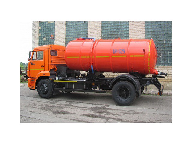 Машина ассенизационная КО-529-13 Машина ассенизационная КО-529-13