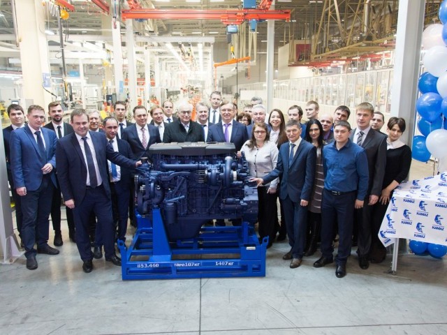 «КАМАЗ» ЗАПУСКАЕТ НОВЫЙ КОНВЕЙЕР ПО ПРОИЗВОДСТВУ ДВИГАТЕЛЕЙ Р6 «КАМАЗ» ЗАПУСКАЕТ НОВЫЙ КОНВЕЙЕР ПО ПРОИЗВОДСТВУ ДВИГАТЕЛЕЙ Р6