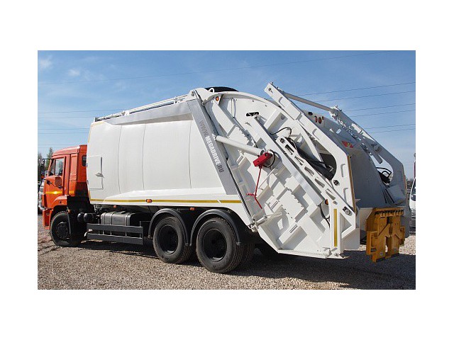 Мусоровоз с задней загрузкой McNeilus 19