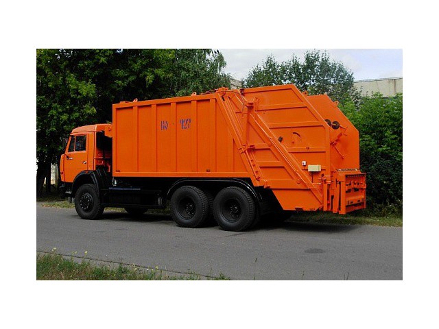 Мусоровоз с задней загрузкой КО-427-03