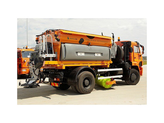 Комбинированная дорожная машина ЭД 244 КМ-24