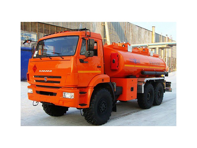 Автотопливозаправщик НЕФАЗ-66062