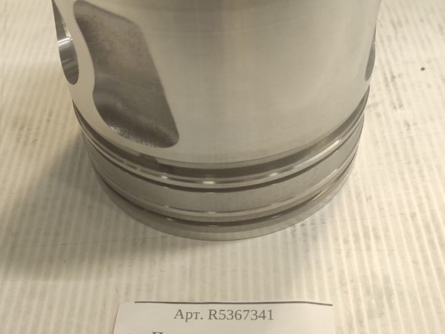 Поршень двигателя (96-02) Поршень двигателя (96-02)