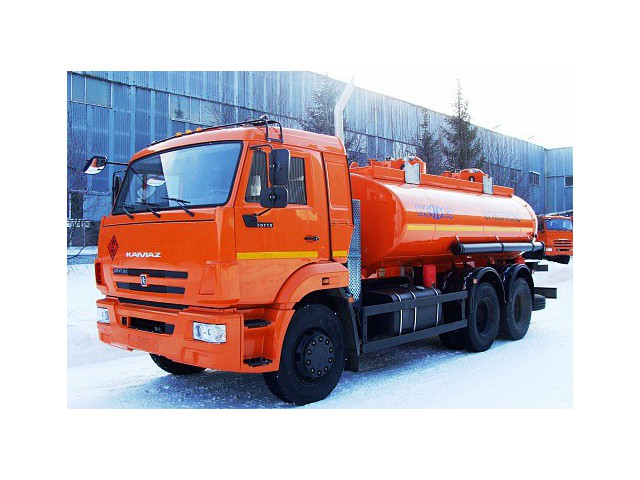 Автотопливозаправщик НЕФАЗ-6606