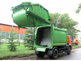 Мусоровоз с задней загрузкой КО-427-72