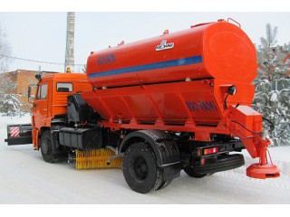 Комбинированная дорожная машина КО-806 Комбинированная дорожная машина КО-806